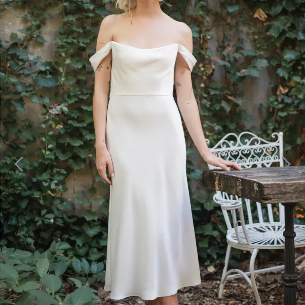 Size 0, Jenny Yoo reception dress. Details are also on tags.
